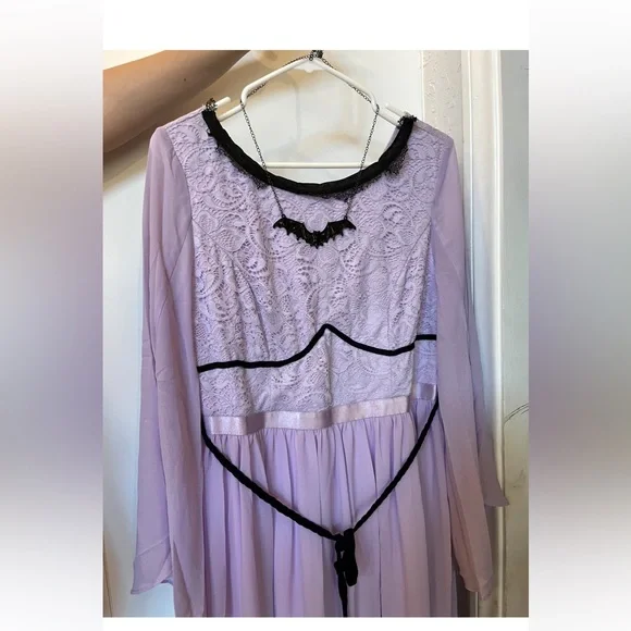 Lily Munster costume size 8-12 - Picture 8 of 15